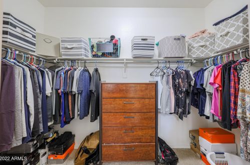 4022 81 Dr, Phoenix AZ 85043-1561 exterior