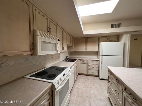 4544 Camino Campero, Tucson AZ  85750-6339 exterior