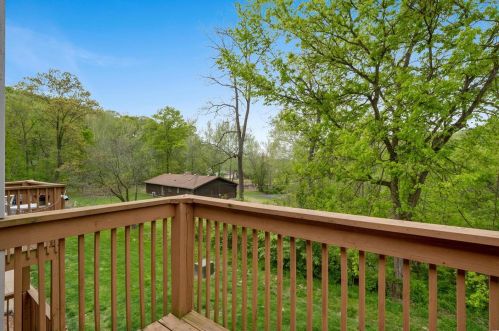 2844 Blackforest Dr, Saint Louis MO 63129-4026 exterior