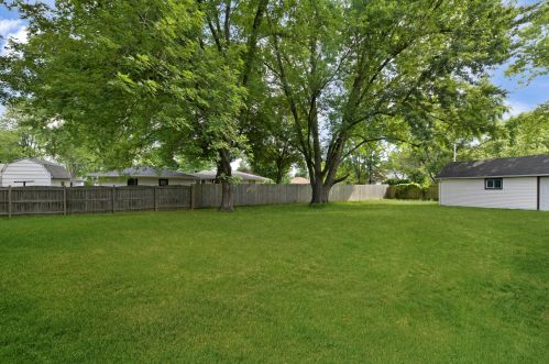 12866 Keith Ave, Waukegan IL 60085-1122 exterior