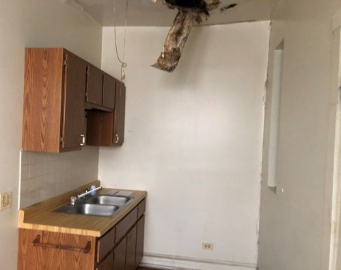 1812 Harding Ave, Chicago IL 60647-4613 exterior