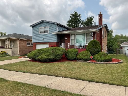 15700 Minerva Ave, Dolton, IL 60419-2727