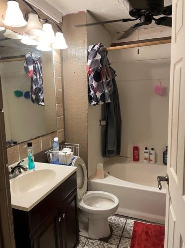 1004 Bishop Ave, Dallas TX  75208-4111 exterior