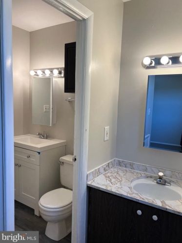 458 Mainview Ct, Glen Burnie MD 21061-6120 exterior