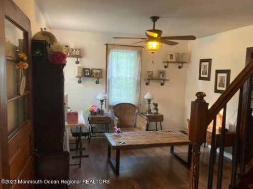 603 Veterans Hwy, Jackson Twp NJ  08527-3730 exterior