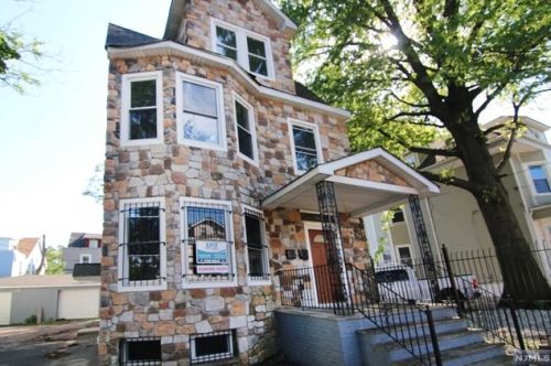 114 Scheerer Ave, Newark NJ  07112-2114 exterior