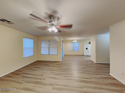 2415 Palm Beach Dr, Chandler AZ  85249-4669 exterior