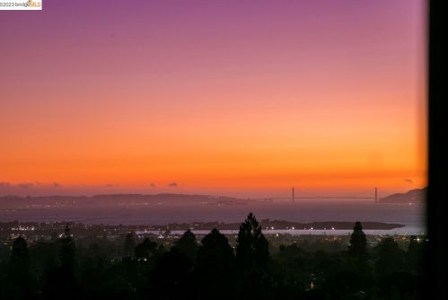 930 Shattuck Ave, Berkeley CA 94707-2401 exterior