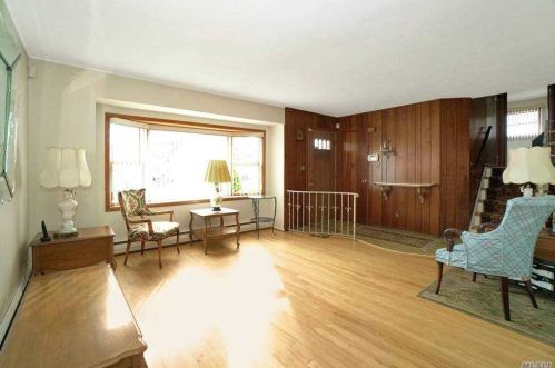 11 Elder Dr, Commack NY 11725-2331 exterior