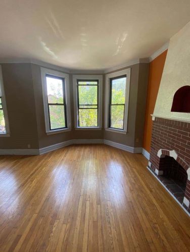 448 31 St, Chicago IL 60804-4024 exterior