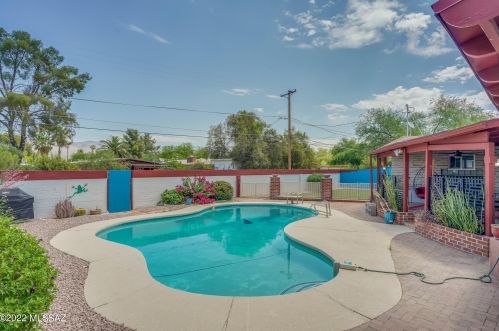 5841 Baker St, Tucson AZ  85711-2409 exterior
