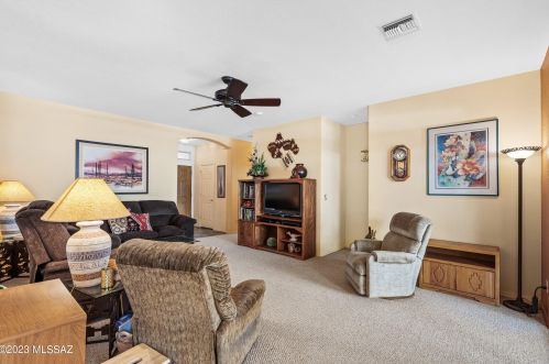 7451 Maritime Dr, Tucson AZ 85756-9151 exterior