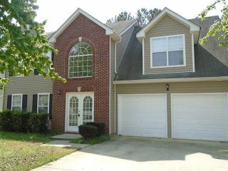 4569 Score Ct, Lithonia GA  30039-7714 exterior