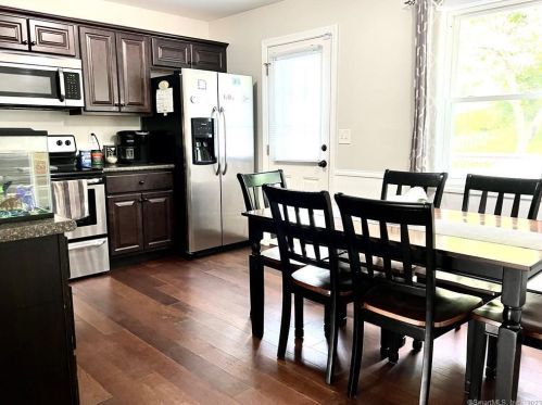 33 Clover Ct, Killingly CT 06241-1228 exterior