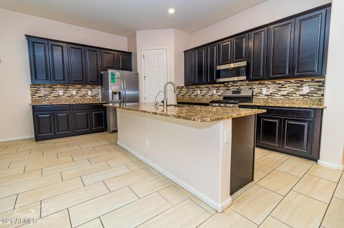 3100 Desert Broom Pl, Chandler AZ  85286 exterior