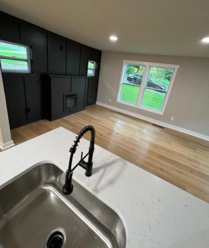 155 Hemphill School Rd, Atlanta GA  30331-1621 exterior