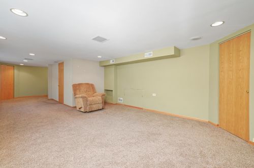 12206 Avers Ave, Chicago IL 60805-1415 exterior