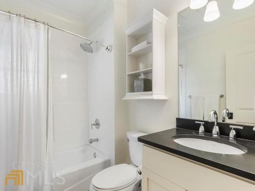 847 Kings Ct, Atlanta GA 30306-3431 exterior