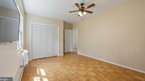 1240 Martha Custis Dr, Alexandria VA  22302-2016 exterior