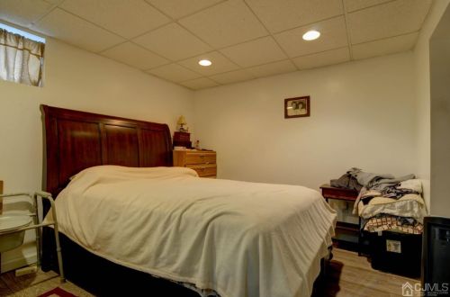 511 Jackson Ave, Rahway NJ 07065-3513 exterior