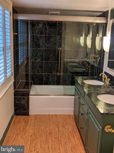 4855 Reservoir Rd, Washington DC  20007-1543 exterior