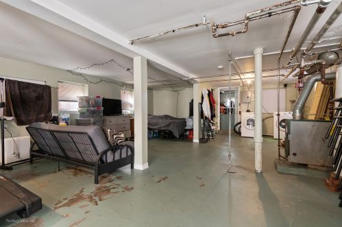 5622 22 Pl, Chicago IL 60608-4206 exterior