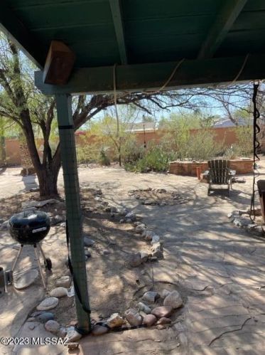 4242 Lester St, Tucson AZ  85712-3117 exterior