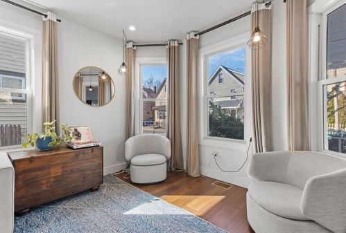 33 Eastman St, Boston MA  02125-2210 exterior