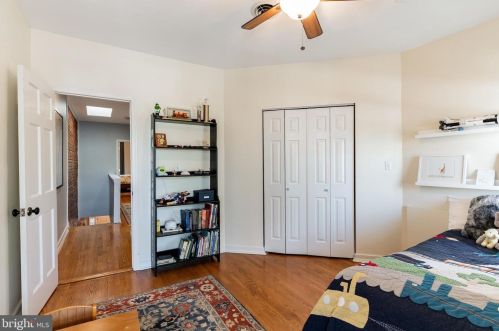 238 10th St, Washington DC  20002-6214 exterior