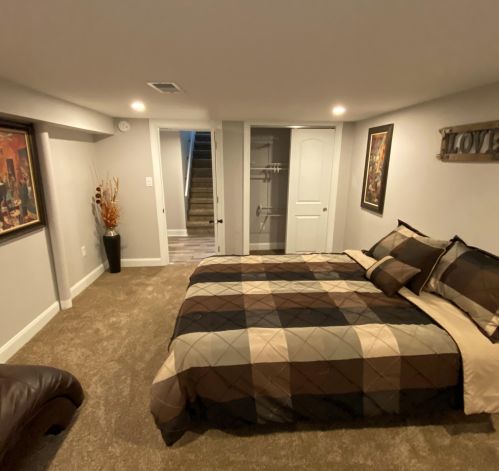 9126 Thurston Ave, Milwaukee WI  53225-2722 exterior