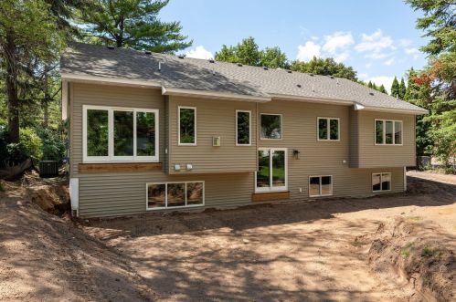 115 Greenwood St, Saint Paul MN 55115-2247 exterior