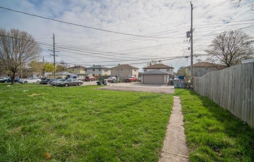 5856 61st St, Milwaukee WI  53218-2001 exterior