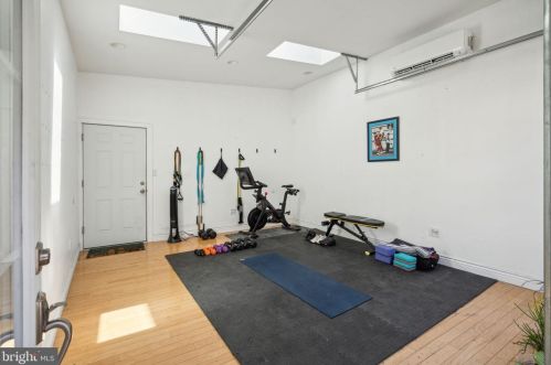 1527 Berks St, Philadelphia PA  19125-2801 exterior