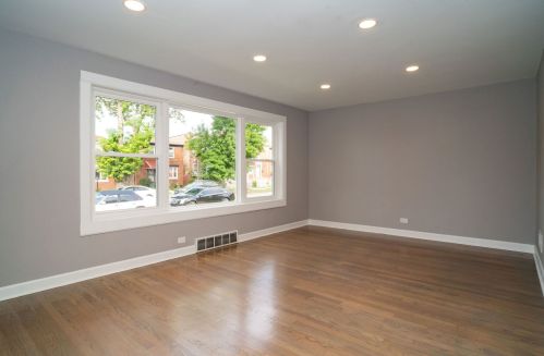 9539 Forest Ave, Chicago IL  60628-1405 exterior