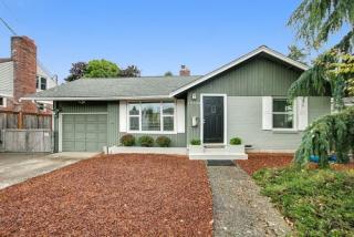 12008 1 Ave, Seattle WA  98177-4504 exterior