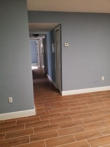 1523 Amaros Ave, Orlando FL 32811-4164 exterior