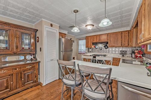 7907 Cypress St, Pittsburgh PA 15237-1931 exterior