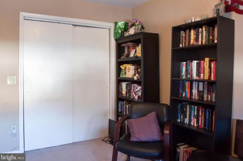 8 Bayleaf Dr, Lumberton Township NJ 08048-4228 exterior