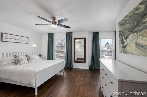 907 Wealthy St, Grand Rapids MI 49506-1515 exterior