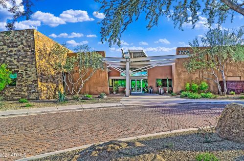 3753 Ember Glow Way, Phoenix AZ 85050-4928 exterior