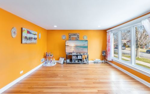 6116 Moody Ave, Chicago IL  60638-4312 exterior