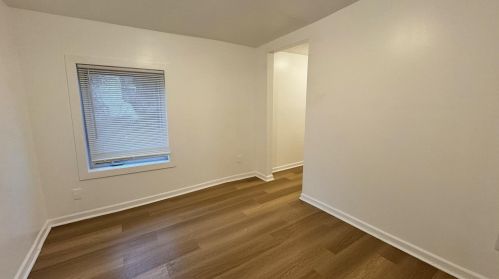 1000 Jennette, Grand Rapids MI 49504-4143 exterior