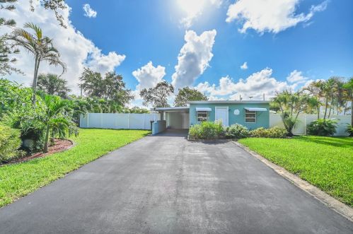 3940 5th Ave, Boca Raton FL  33431-5736 exterior