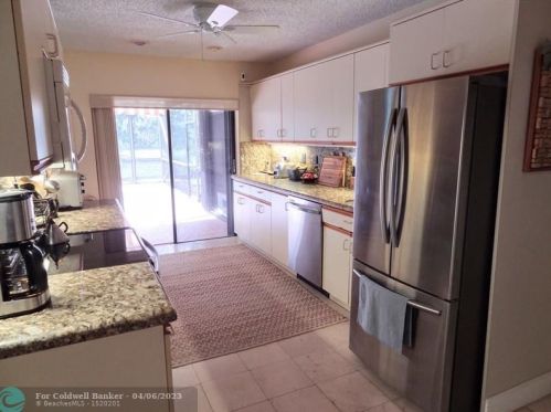 21109 Escondido Way, Boca Raton FL 33433-2508 exterior