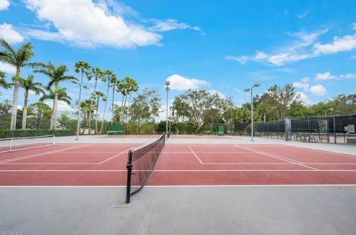 2840 Cypress Trace Cir, Naples FL 34119-8473 exterior