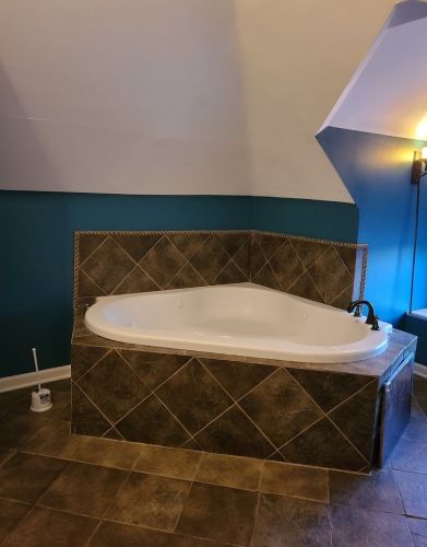 2310 Moody Ave, Chicago IL 60639-2732 exterior