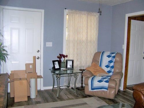 1025 6th St, Hempstead TX  77445-5418 exterior