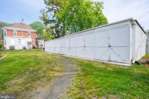 126 Fowler Ave, Tavistock NJ 08033-1336 exterior