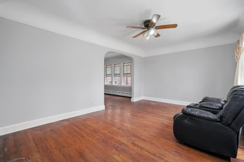 4232 Wellington Ave, Chicago IL 60641-5355 exterior