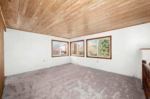 3852 Beyer Rd, Duluth MN 55803-9312 exterior